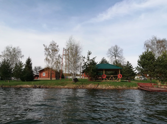 Платная рыбалка с проживанием